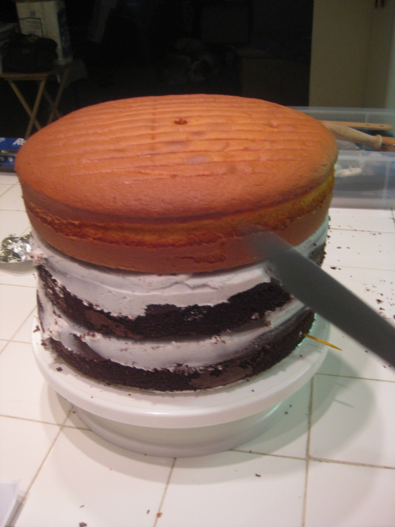 Illustration for article titled How to Build Your Own Angry Birds Cake